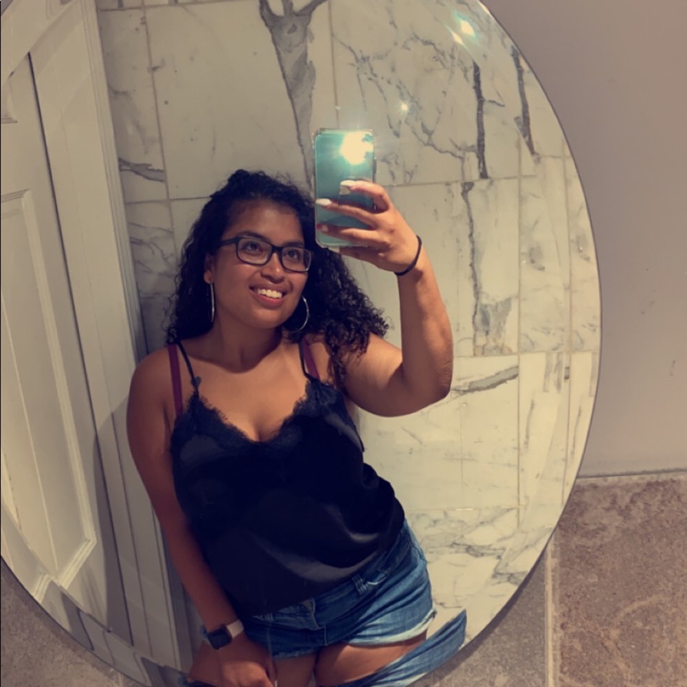 Meet your Posher, Rachel